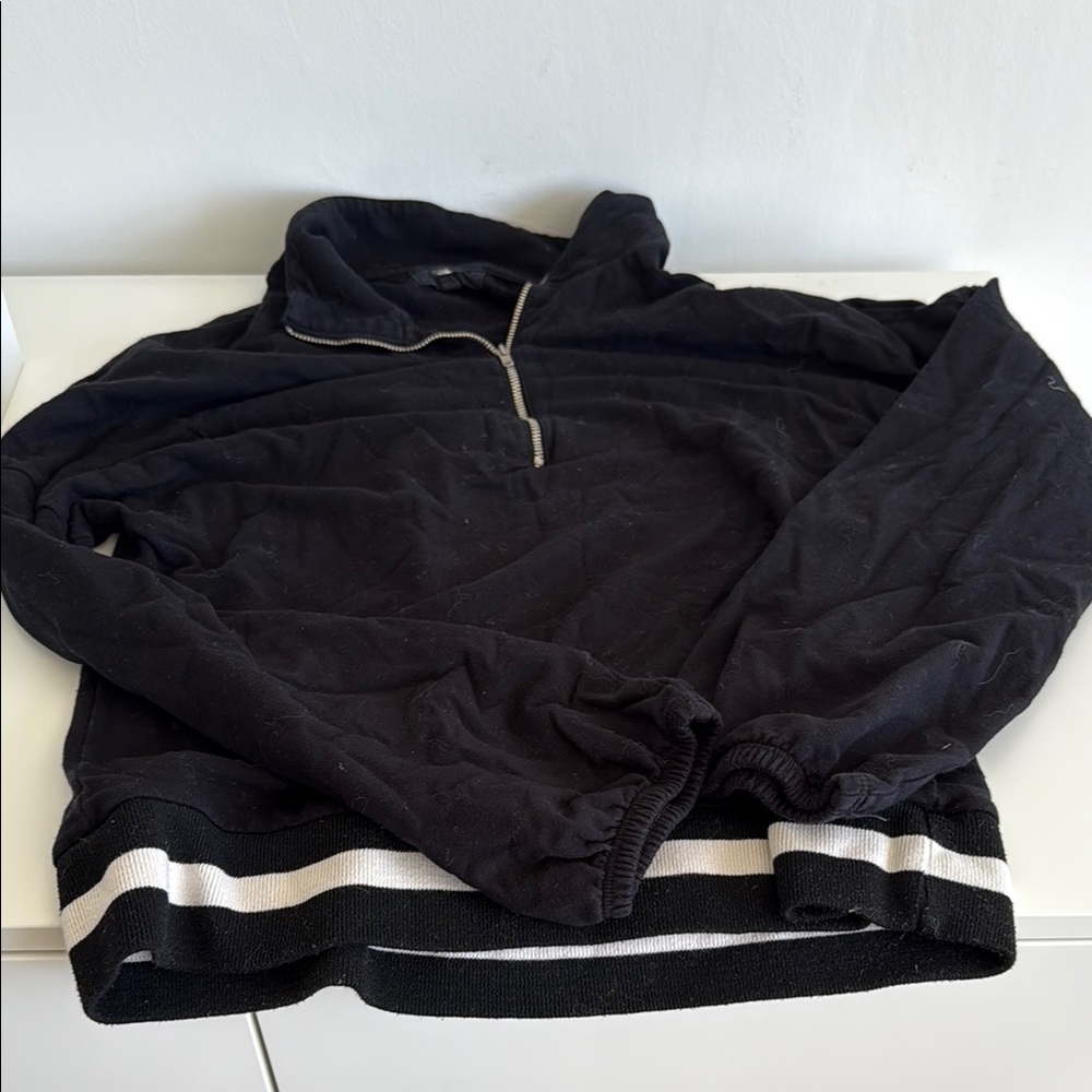 Monrow black 1/4 zip pullover